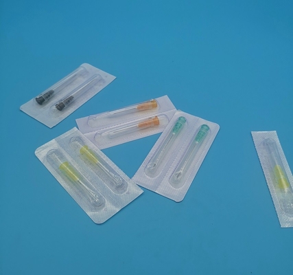 Roze Geneigde Gaten Beschikbare Naalden en Spuiten 1.2mm uit Diameter 18G voor Inuslin