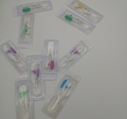De groene Cannula Y van 18G Beschikbare Iv Type Bloedtransfusie van de Catheter Chirurgische Infusie