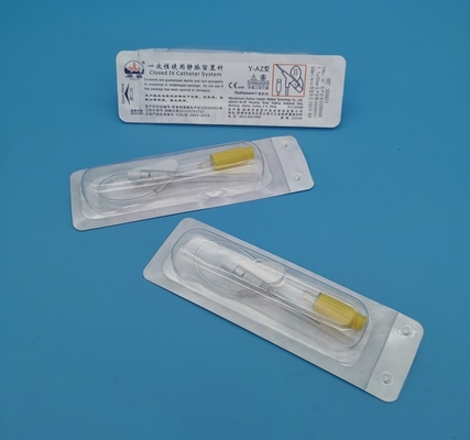 Gele Beschikbare IV Cannula 24G het Type van Vlinder Positieve Druk Pediatrische Infusie Bij pasgeborenen