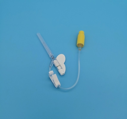Gele Beschikbare IV Cannula 24G het Type van Vlinder Positieve Druk Pediatrische Infusie Bij pasgeborenen