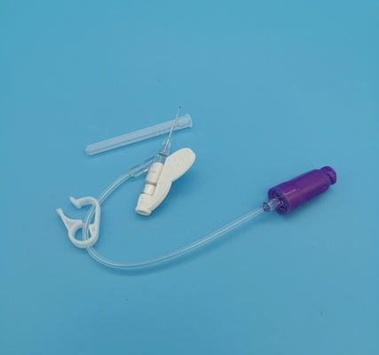 26G het Type van vlinder Positieve Druk Beschikbare Iv Cannula Uiterst kleine Bloedvatenpurple